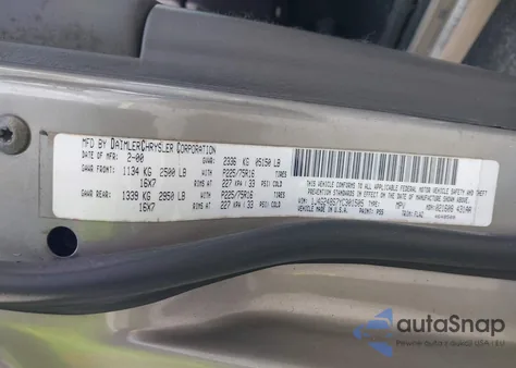 2000 Jeep Grand Cherokee Laredo z USA, uszkodzony, nr VIN 1J4G248S7YC301505